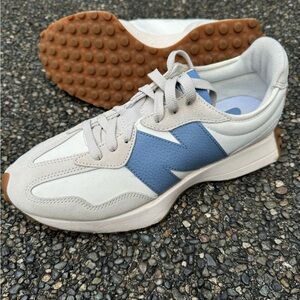 New Balance 327 sneakers